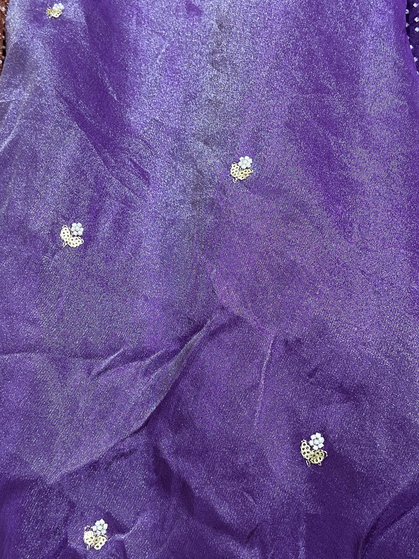 Tissue Fabric with Cutpipes Work