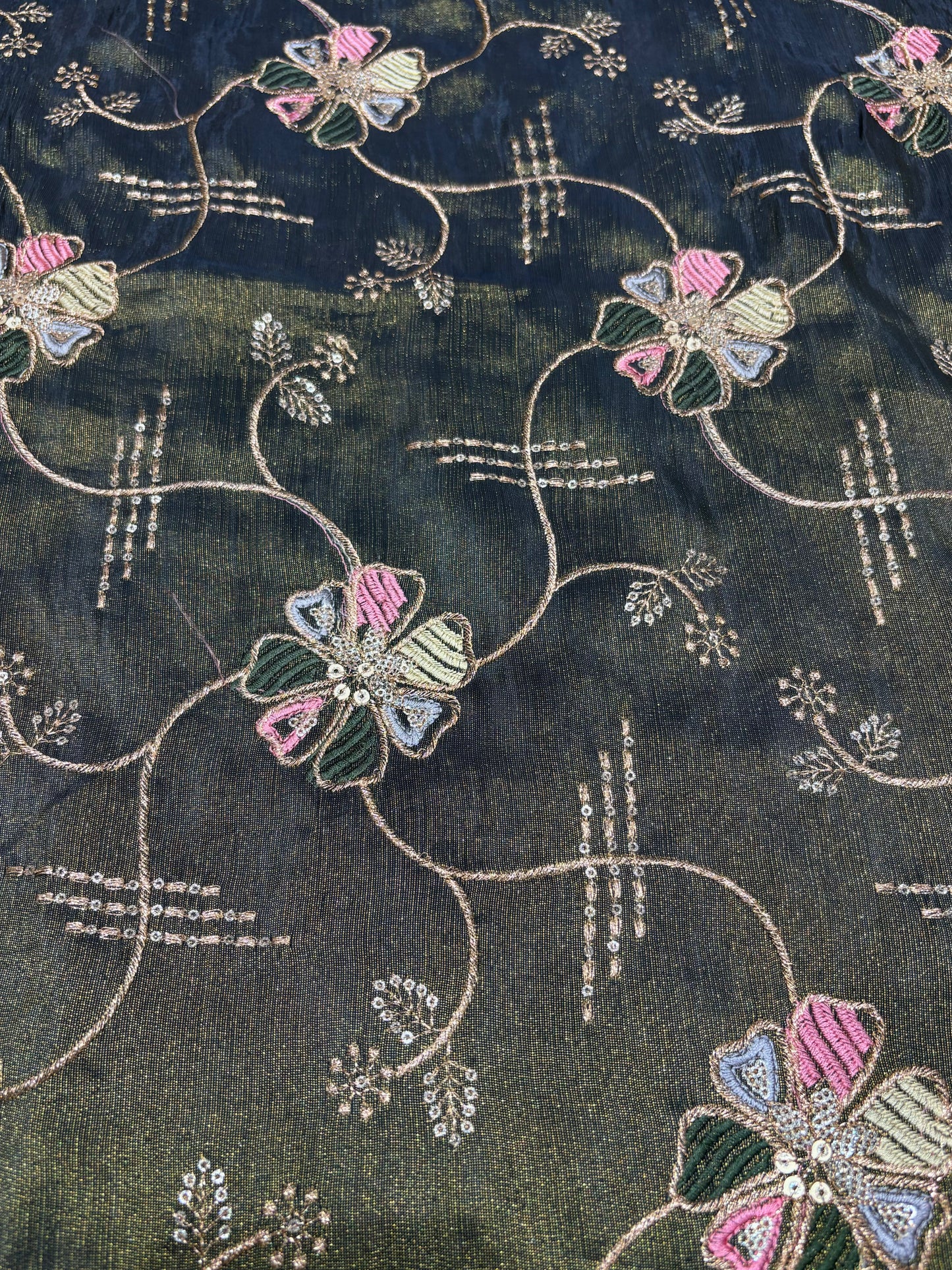 Glass Tissue Dual Shade Fabric